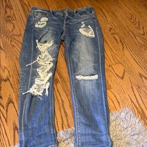 American eagle tomgirl jeans
